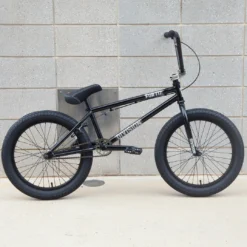 Division Fortiz BMX Bike (2021) BIKES
